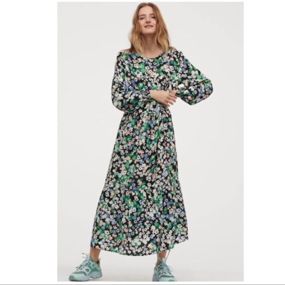 H&M Black Floral Crepe Dress